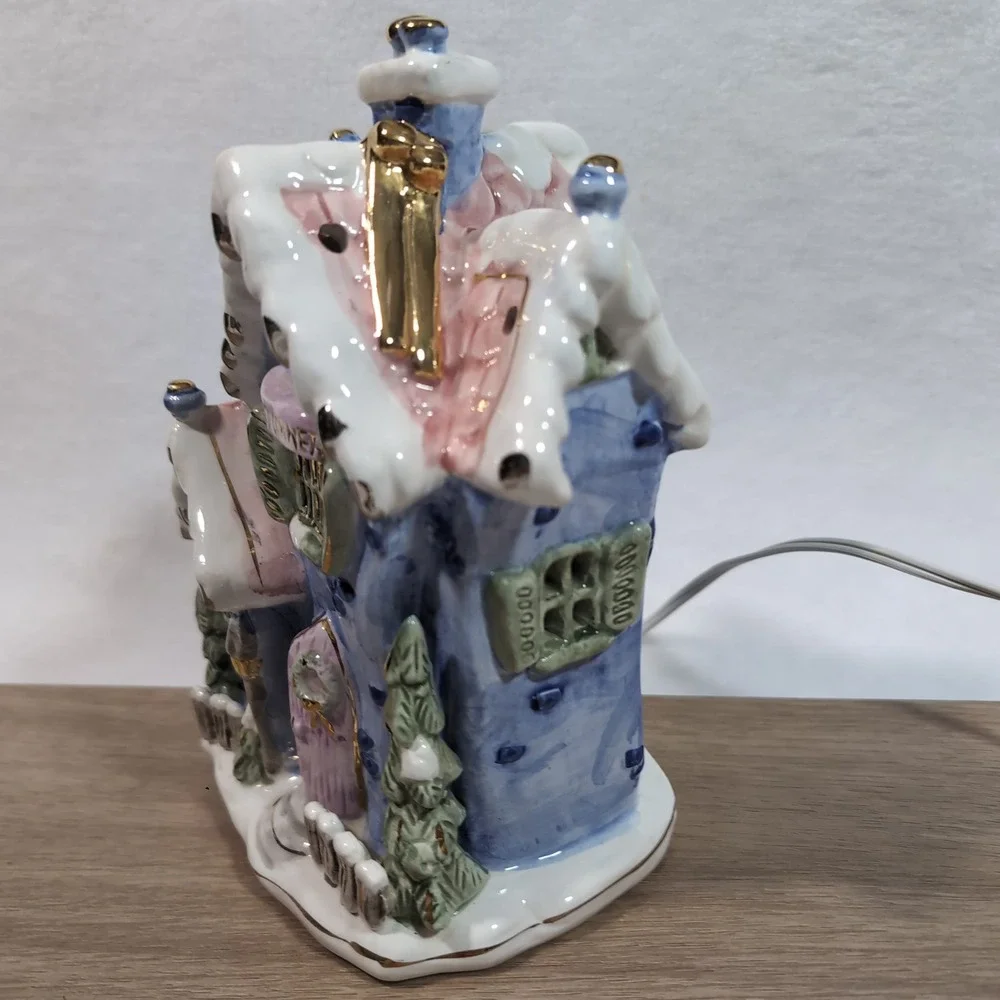 Vintage Cozy Corner Blue Pink Ceramic Lighted Cottage Christmas House 50s-70s - Picture 2 of 8